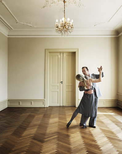 中国林产工业协会地板专业委员会秘书长唐召群